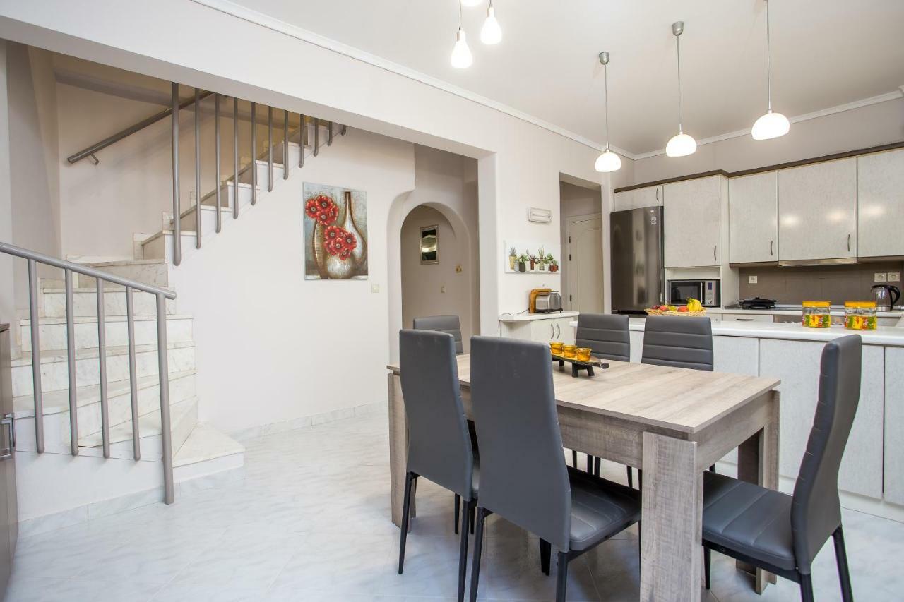 Flora'S Place Rhodes City ภายนอก รูปภาพ